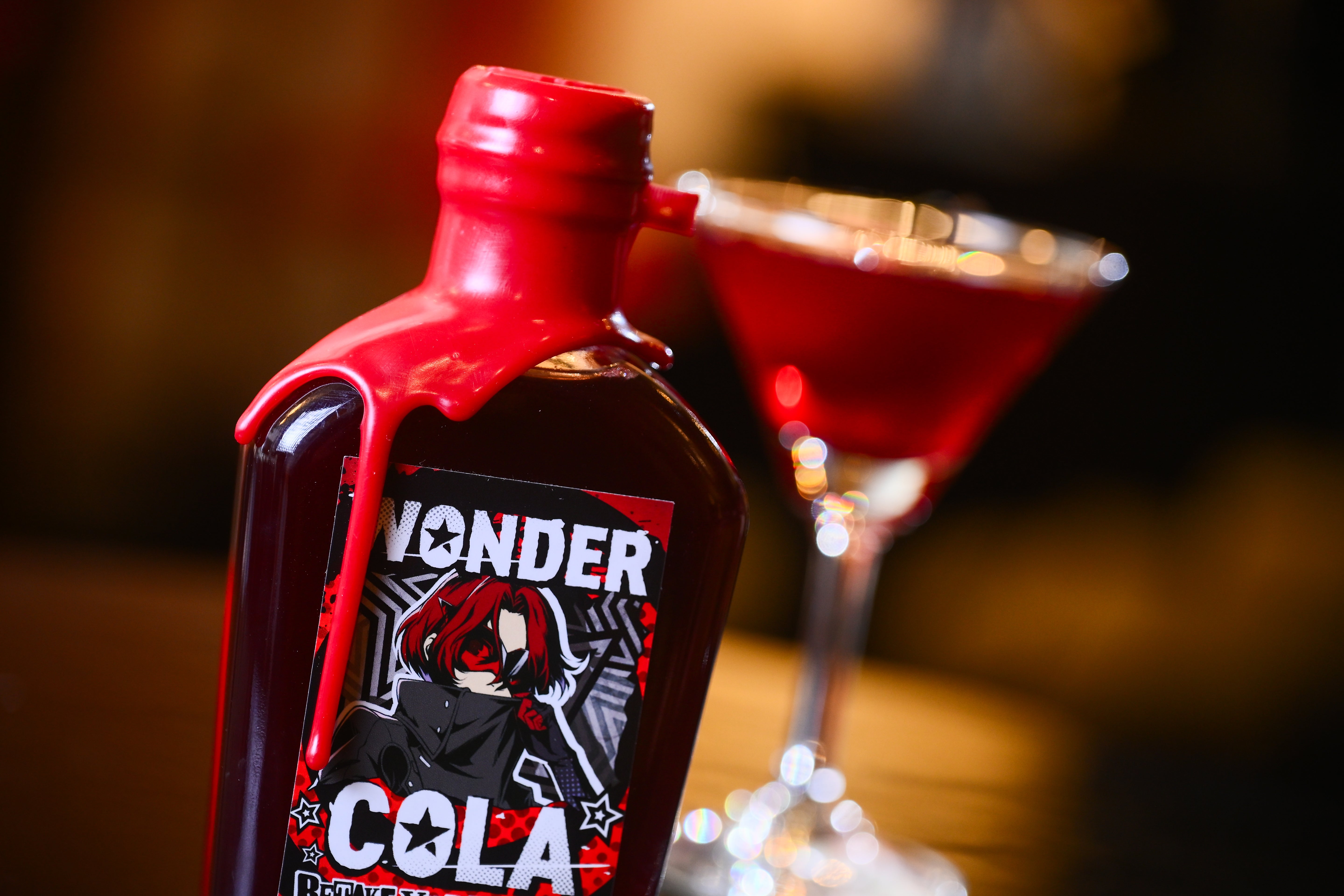 『ペルソナ5: The Phantom X』 オリジナルクラフトコーラ 「Cola of Wonder」